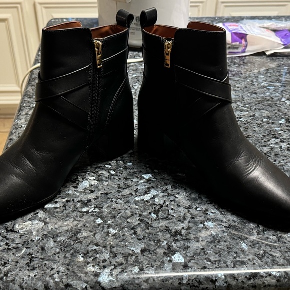 Coach boots in size 9 - Picture 5 of 7